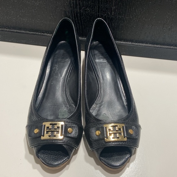 Used once Tory Burch Carnell Open Toe Wedges - Picture 2 of 4